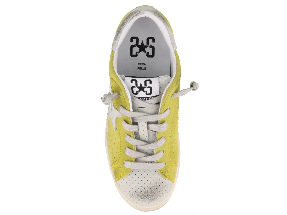 2Star Distressed Sneakers