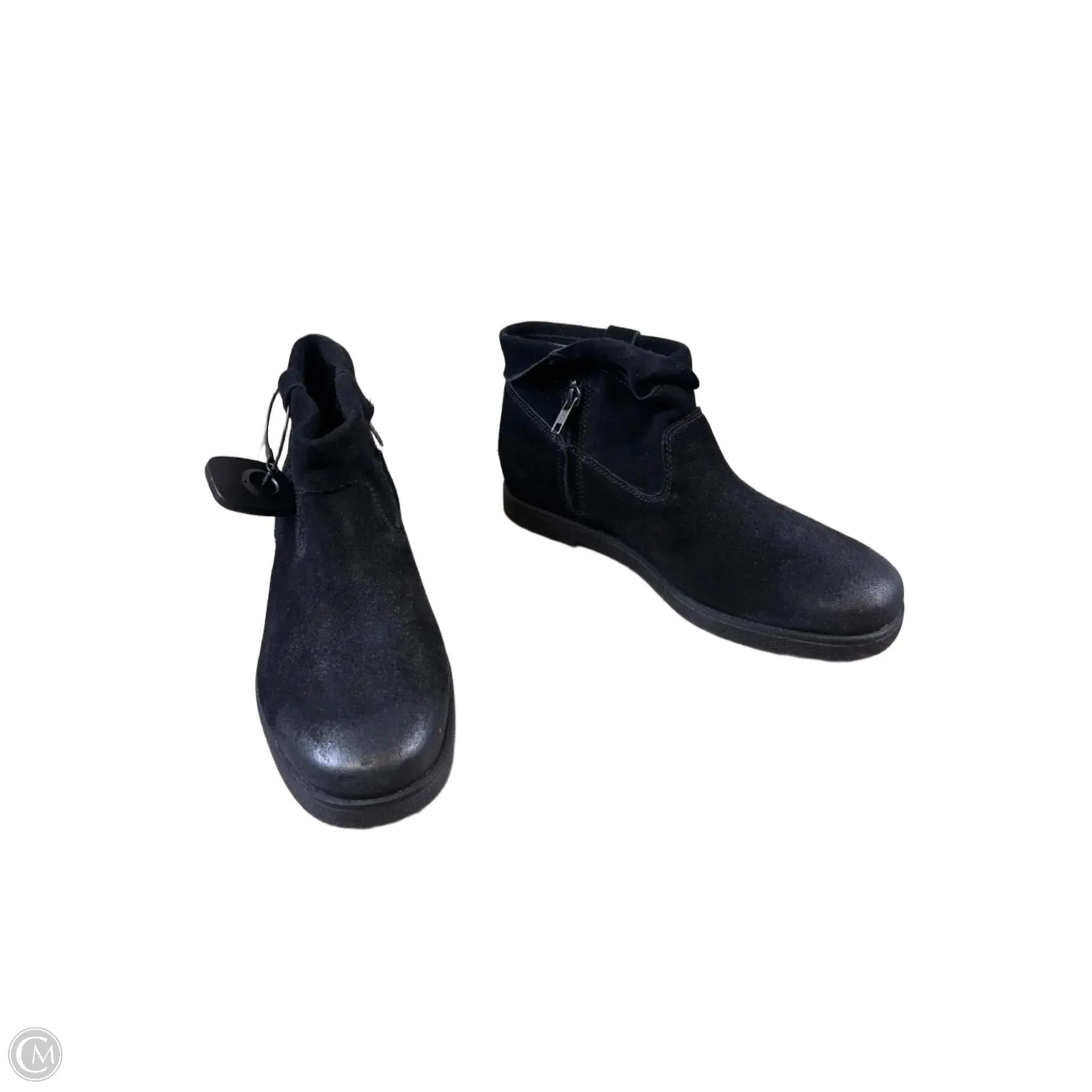 Boots Designer By Ugg In Black, Size: 9