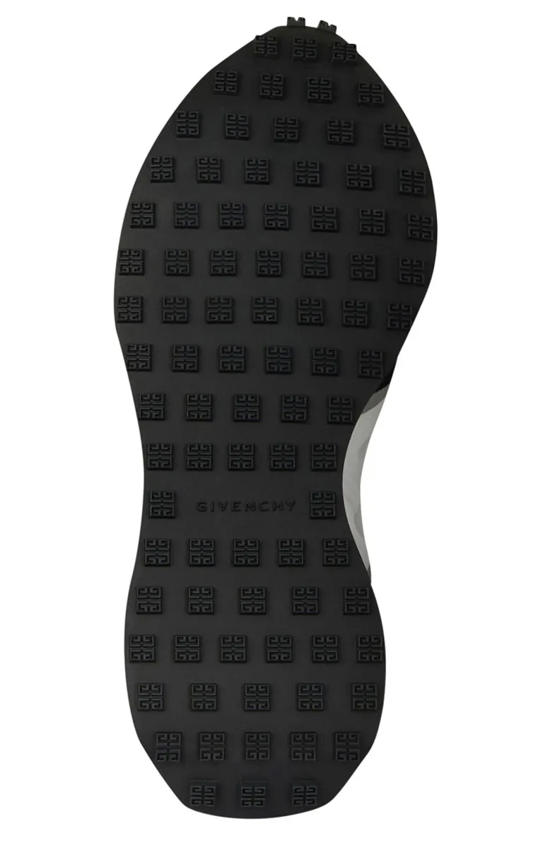 Givenchy GIV Runner Sneakers