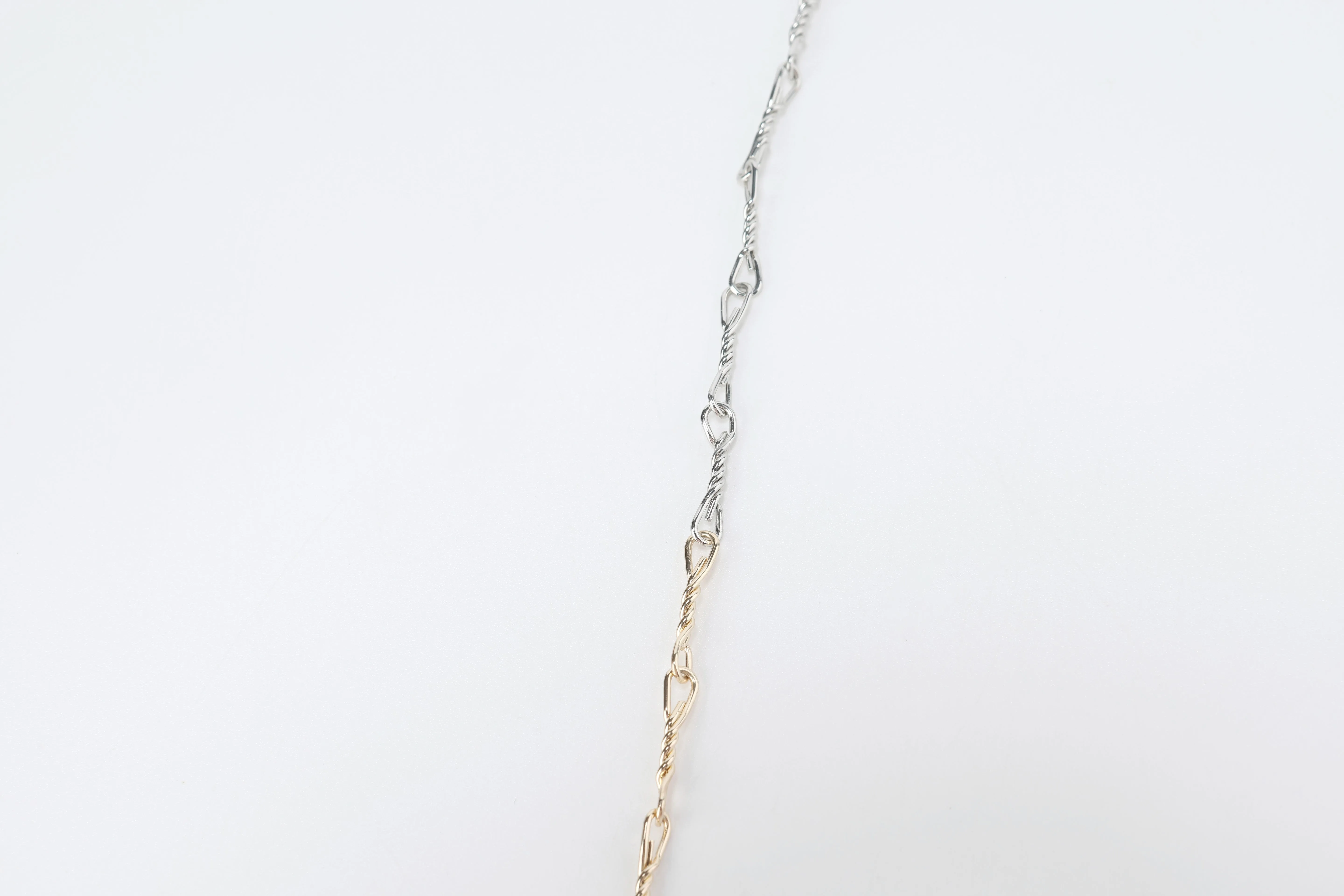 Knotted Hat Chain
